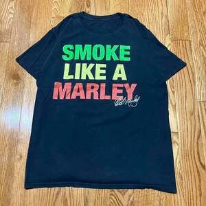 Bob Marley Smoke Like A Marley Graphic tee Black